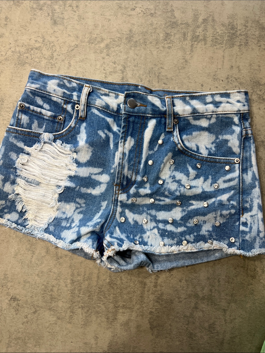 Forever 21 Bleach-Effect Studded Denim Shorts - Blue & White
